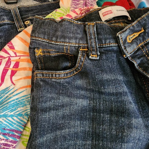 Boy's Wrangler Blue Jeans - Picture 11 of 13